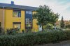 Rarität - Reihenendhaus mit Terrasse & Garten für Ihre Familie in Kladow - Garage l Küche l Bad neu - Vorderseite